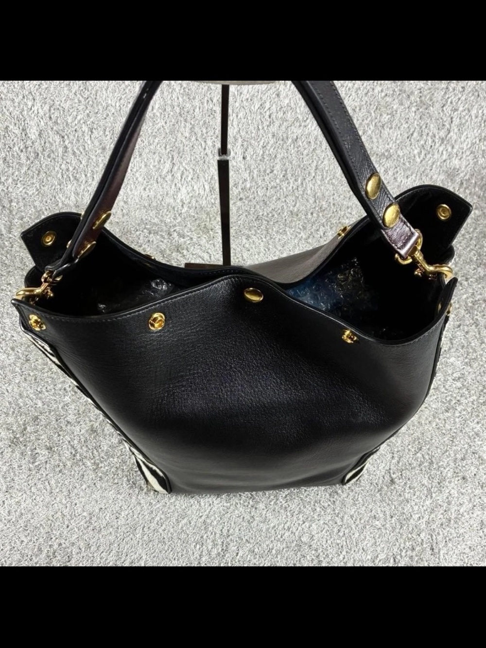 Mulberry Black Leather Shoulder Bag with Zebra-Print Panels - Picture 6 of 14